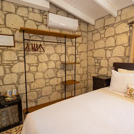 מלון Kupina 2*