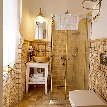Kupina Hotel 2*