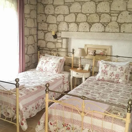 Kupina Αλακάτι